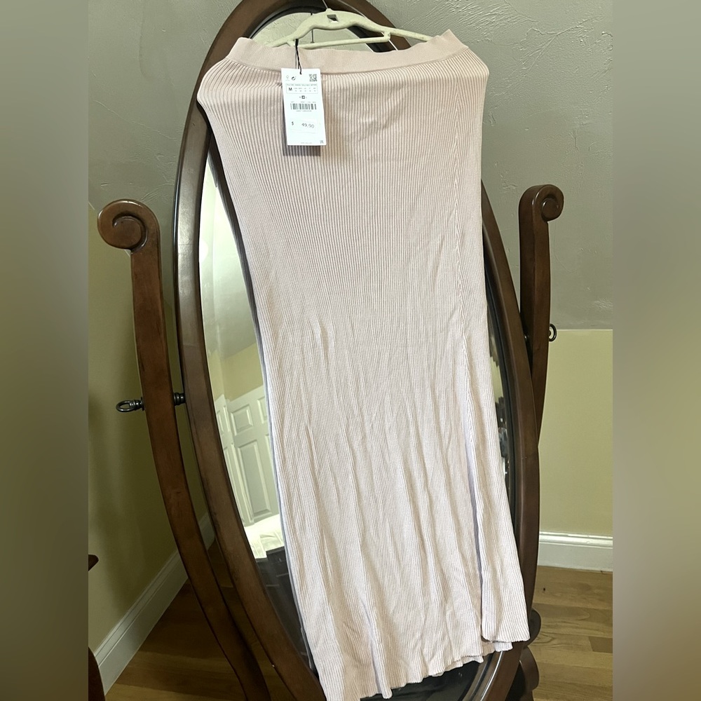 Zara Rib Knit Skirt Pink NWT Sz. Medium